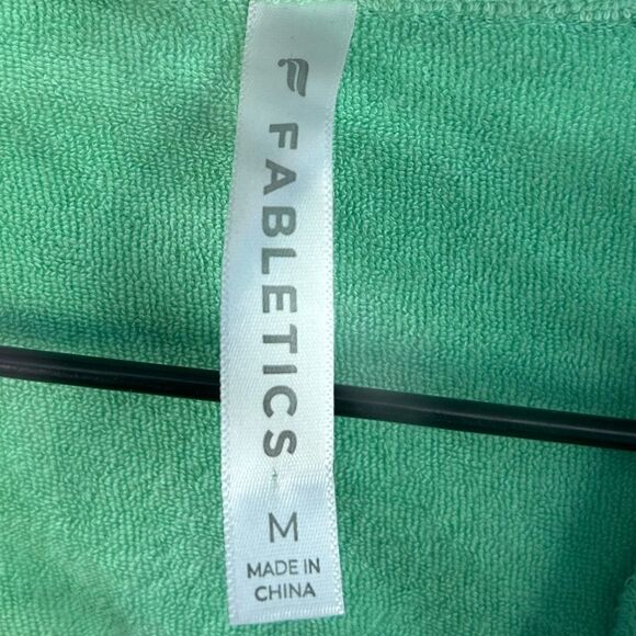 5 for $25🔥Fabletics Island Terry Boxy Button Up Shirt Medium - Picture 4 of 6